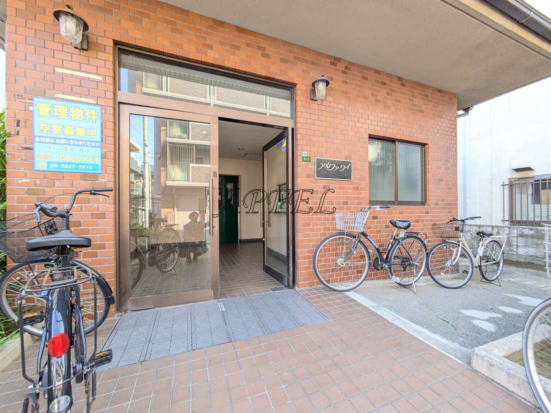 エントランス　バス