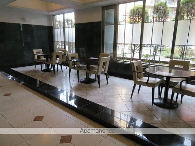 ロビー　ロビー