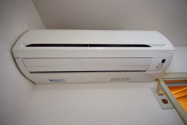 その他　★快適なエアコン付き★