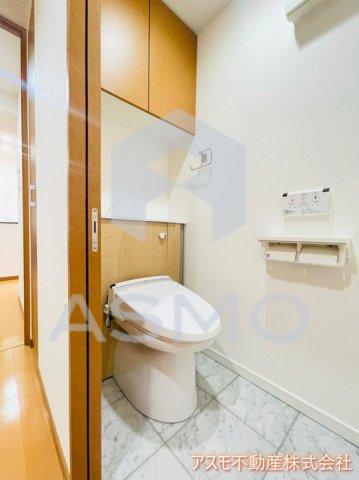 トイレ　※同建物内、他間取り参考写真