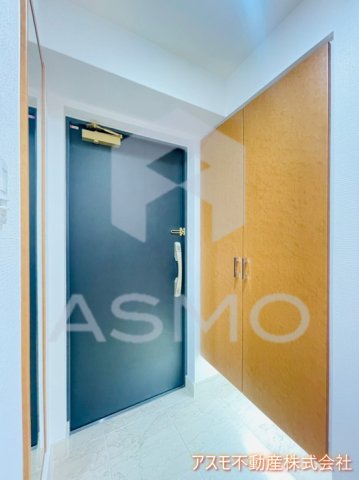 玄関　※同建物内、他間取り参考写真