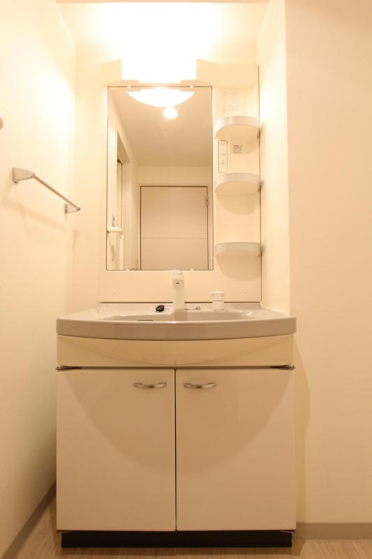 洗面設備　同タイプ・参考写真