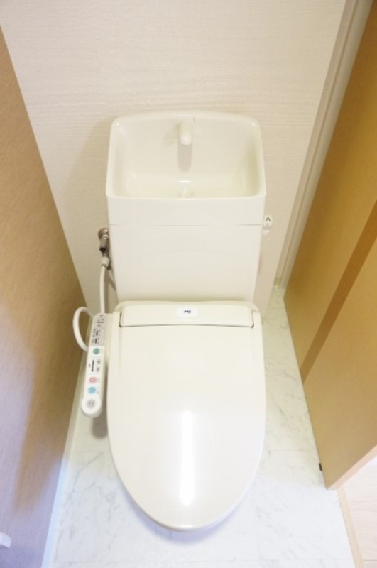 トイレ　図面と現状に相違がある場合には現状を優先