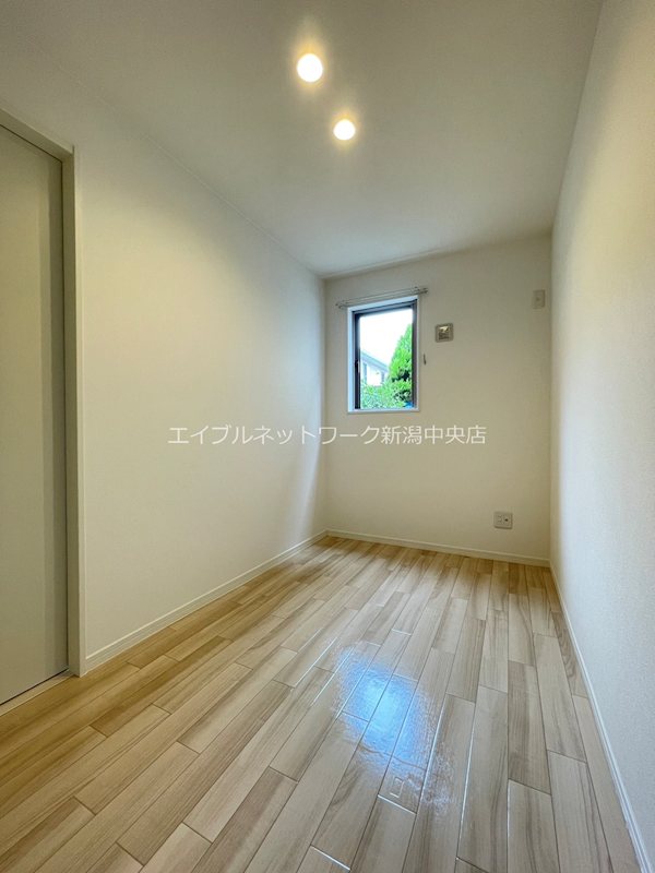 その他部屋・スペース　A棟参考写真（左右反転