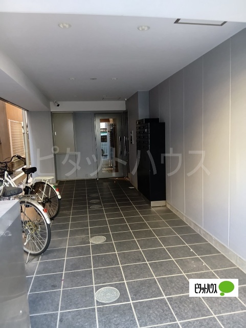 駐車場　駐輪スペース
