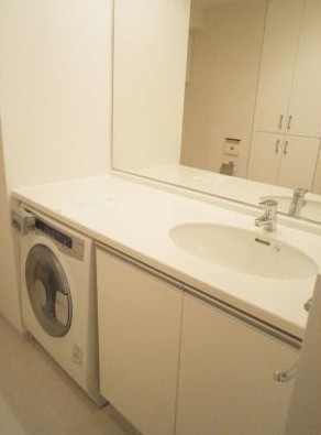 洗面設備　同タイプのお写真です