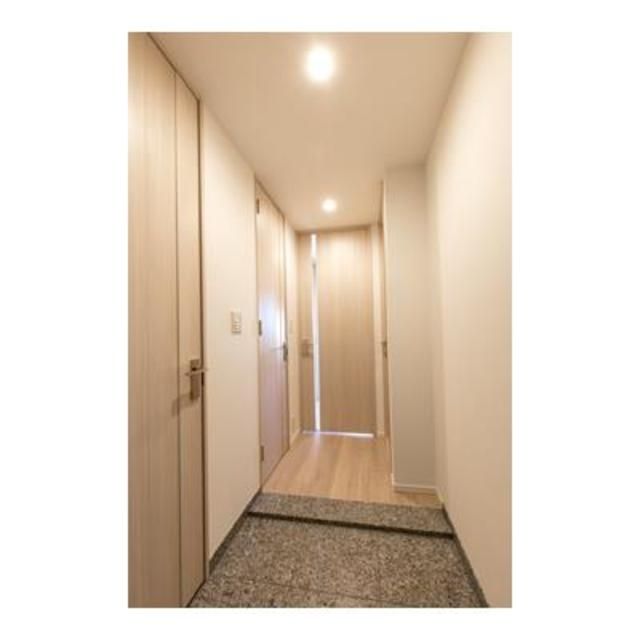 玄関　※写真は同タイプ住戸です。