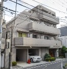 駐車場　駐車場があるので、車を買う予定の方も安心です