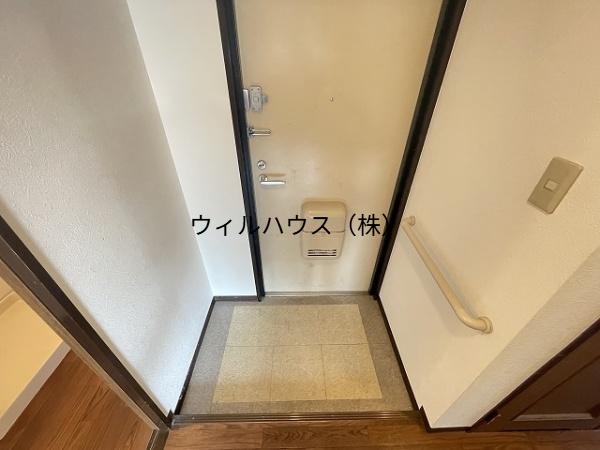 玄関　シューズボックスあり！