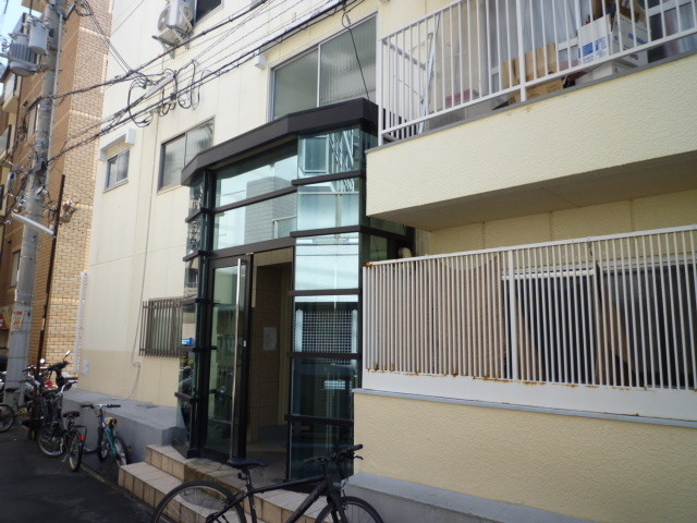 エントランス　綺麗な建物です！