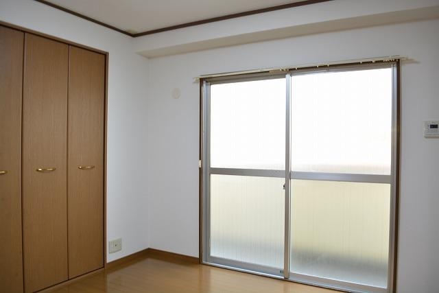 その他部屋・スペース　寝室もゆったり。