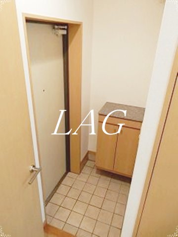 玄関　玄関です。