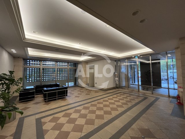 ロビー　セレッソコート新大阪　ロビー