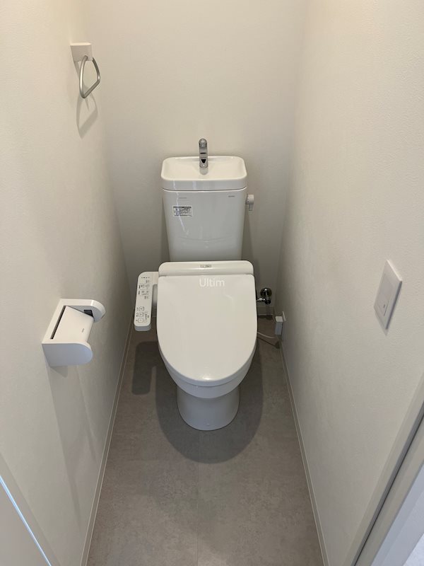 トイレ　同タイプのお部屋です、ご参考までに