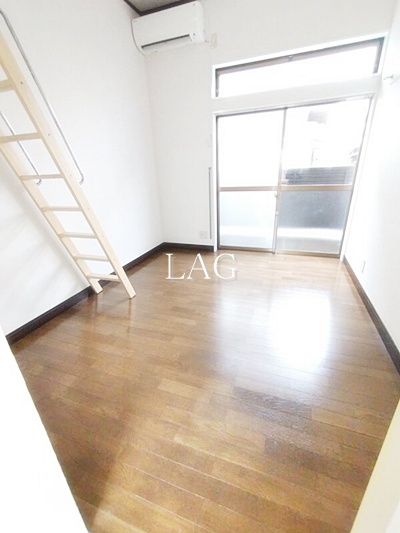 居室・リビング　洋室のお部屋です。