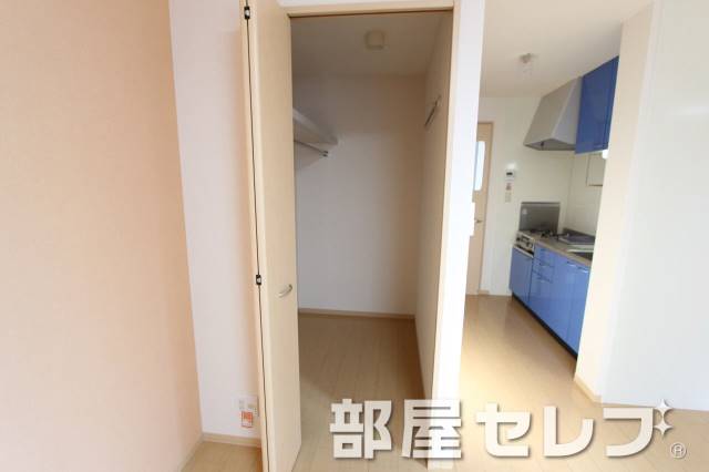 収納　人気のウォークインクローゼットです。