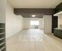 居室・リビング　最上階・日当たり良いお部屋です。南北と２面バルコニのあ...