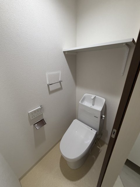 Aquamarine西北のトイレ写真