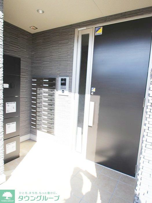 エントランス　★お部屋探しは株式会社タウンハウジング東京まで★
