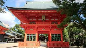 その他　穴八幡宮（その他）まで228m