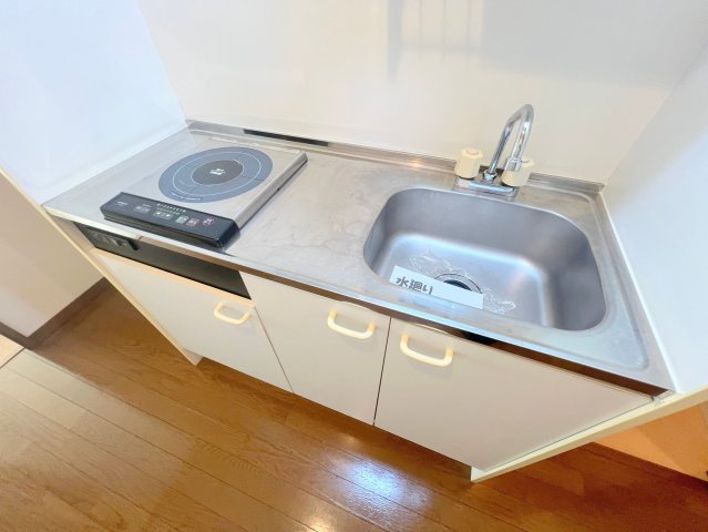 キッチン　ＩＨコンロなのでお掃除らくらく