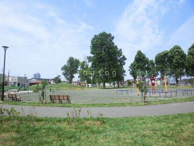 公園　菊水舞鶴公園（公園）まで712m