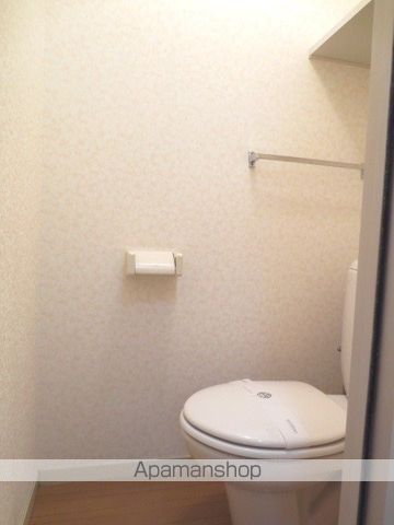メルベーユ空港前のトイレ写真
