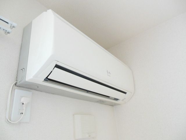 その他設備　★備え付けのエアコンです★
