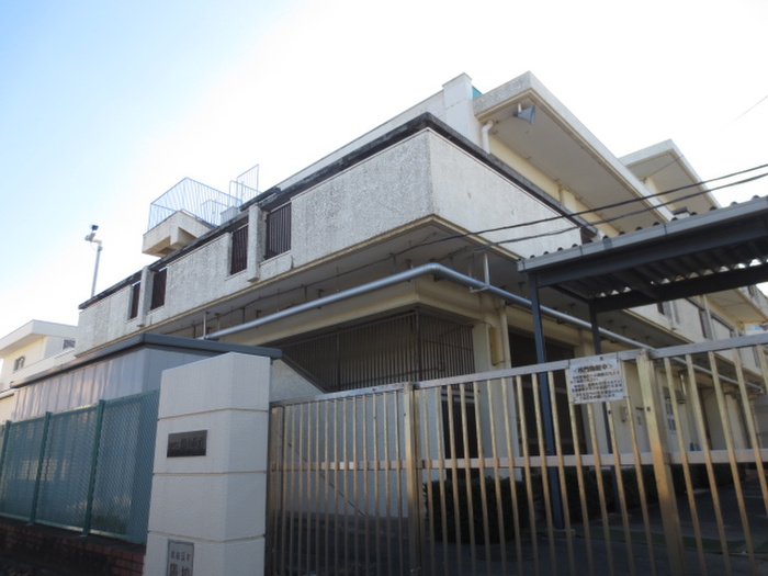 小学校　緑小学校（小学校）まで550m