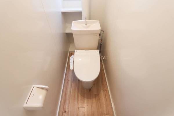 ビレッジハウス学文路2号棟のトイレ写真