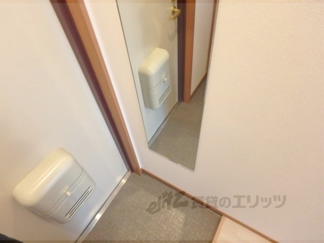 サンローラン吉祥院の玄関写真