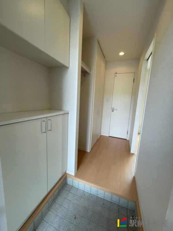 玄関　別部屋