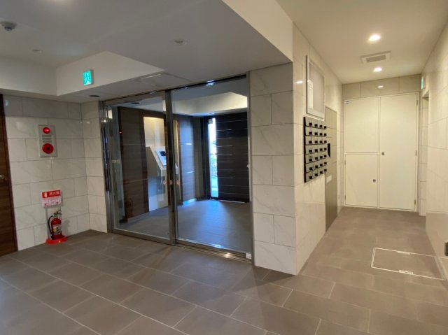 仙台市地下鉄南北線 北四番丁駅 徒歩4分 10階建 築8年の外観写真