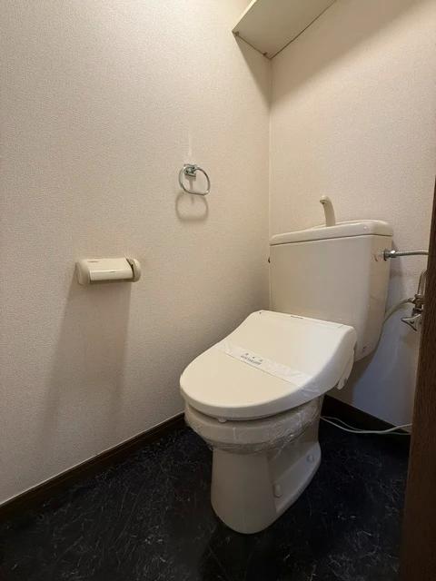 成和ビルのトイレ写真