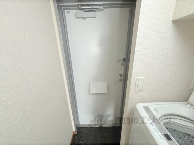 レオパレスたんぽぽの玄関写真