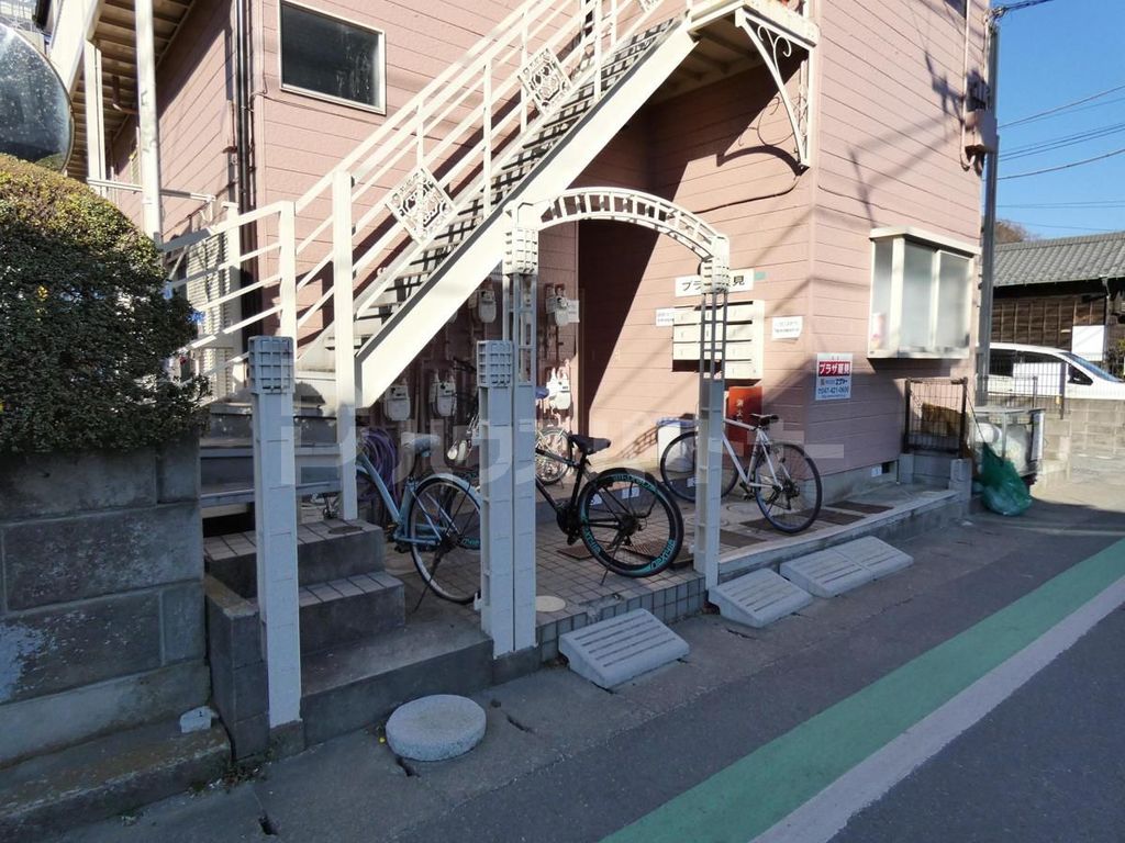 ＪＲ総武線快速 船橋駅 徒歩16分 2階建 築38年の外観写真
