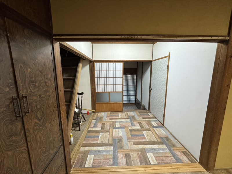 嘉麻市千手戸建の玄関写真