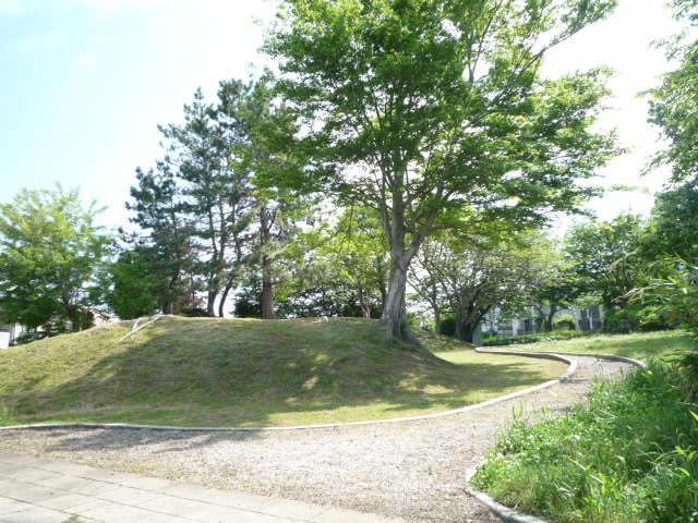 【静岡市清水区谷田のマンションの公園】