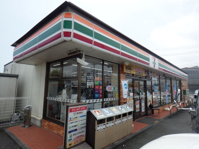コンビニ　セブンイレブン 藤枝築地店（コンビニ）まで498m