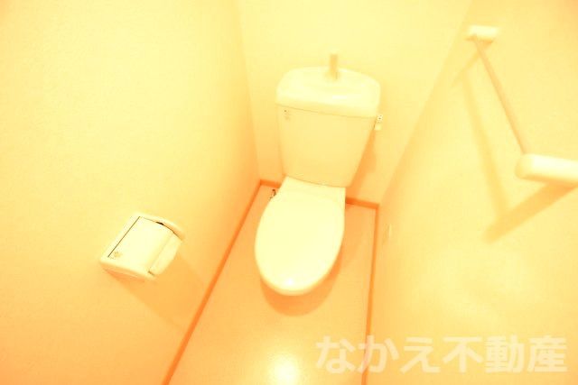 【阿南市日開野町のアパートのトイレ】