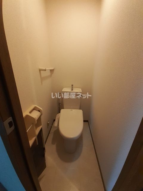 【パラシオ樹太　B棟のトイレ】