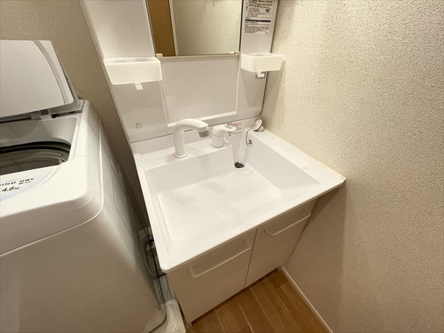 洗面設備　洗面室｜シャワー付き洗面台