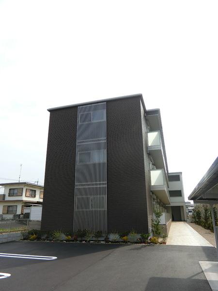 ＳｈａＭａｉｓｏｎ　ＳＯＬＵＴＩＯＮＳ　８の建物外観