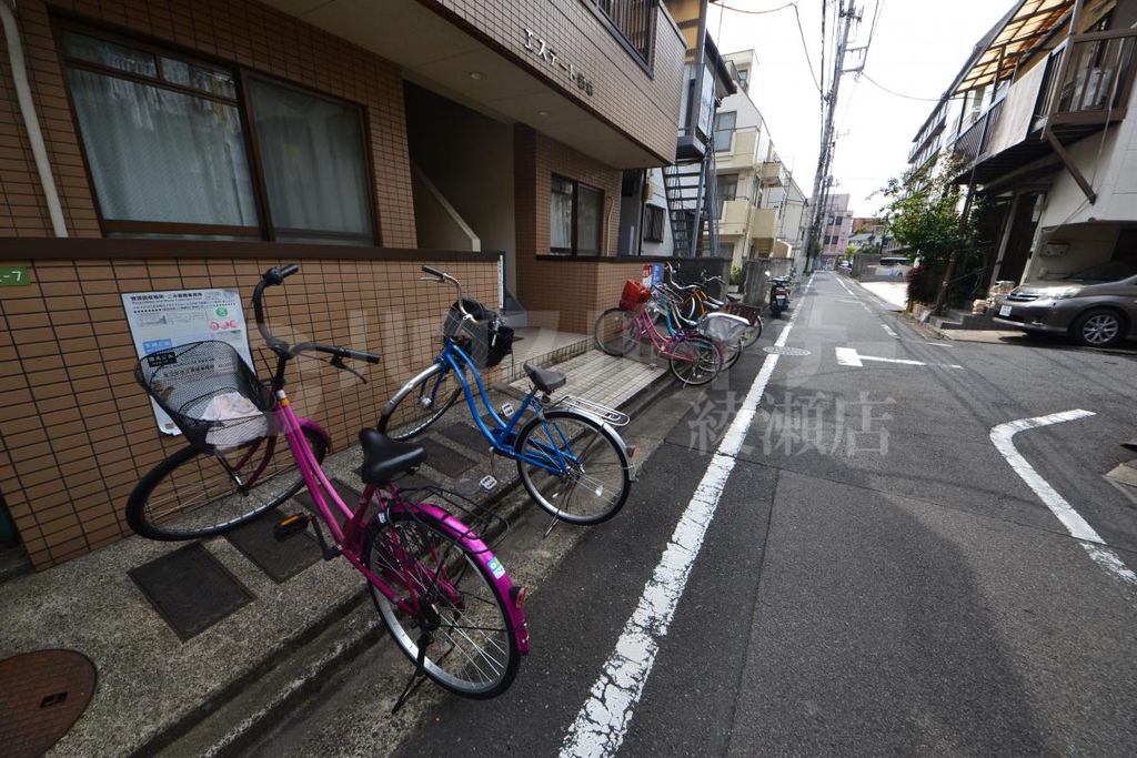 【足立区東綾瀬のマンションのその他】