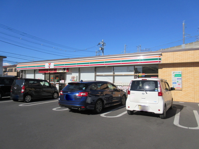 コンビニ　セブンイレブンさいたま鹿手袋3丁目店（コンビニ）まで467m