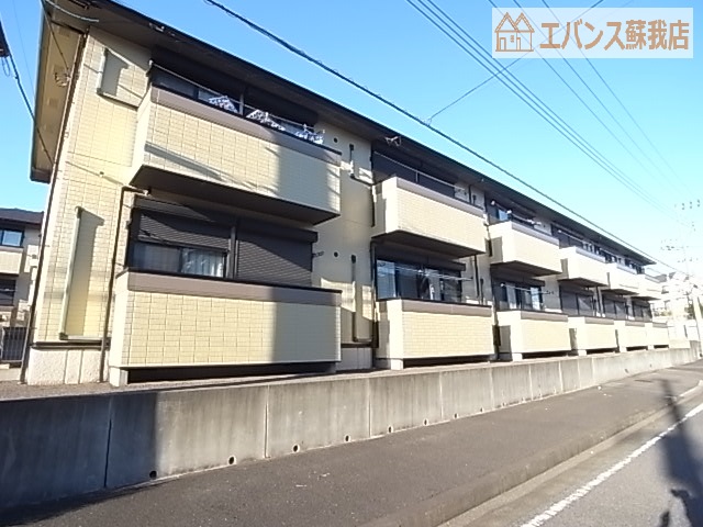 【サンシャインAの建物外観】