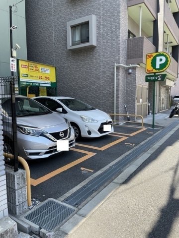 【ＬＯＷＬＡＮＤＳ西天満の駐車場】