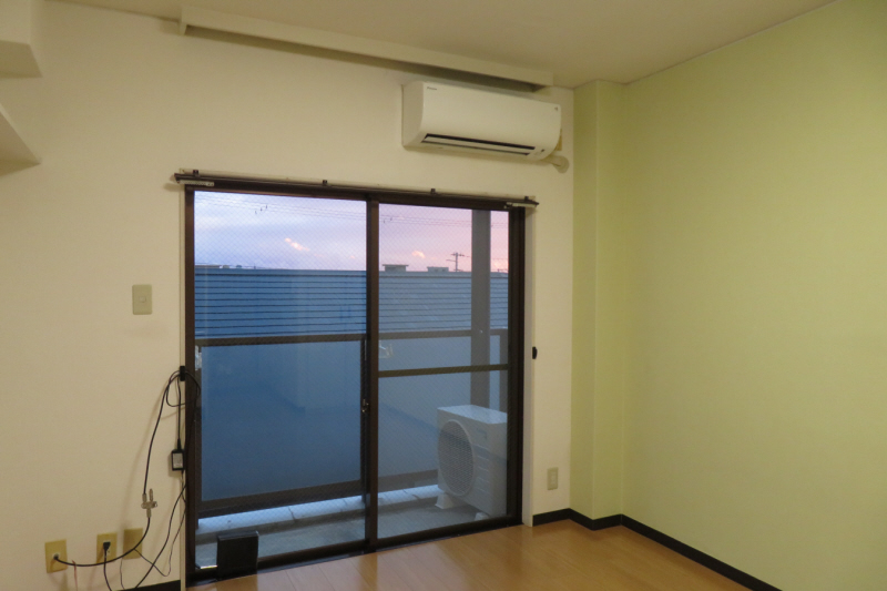 居室・リビング　洋室　南向きタイプ