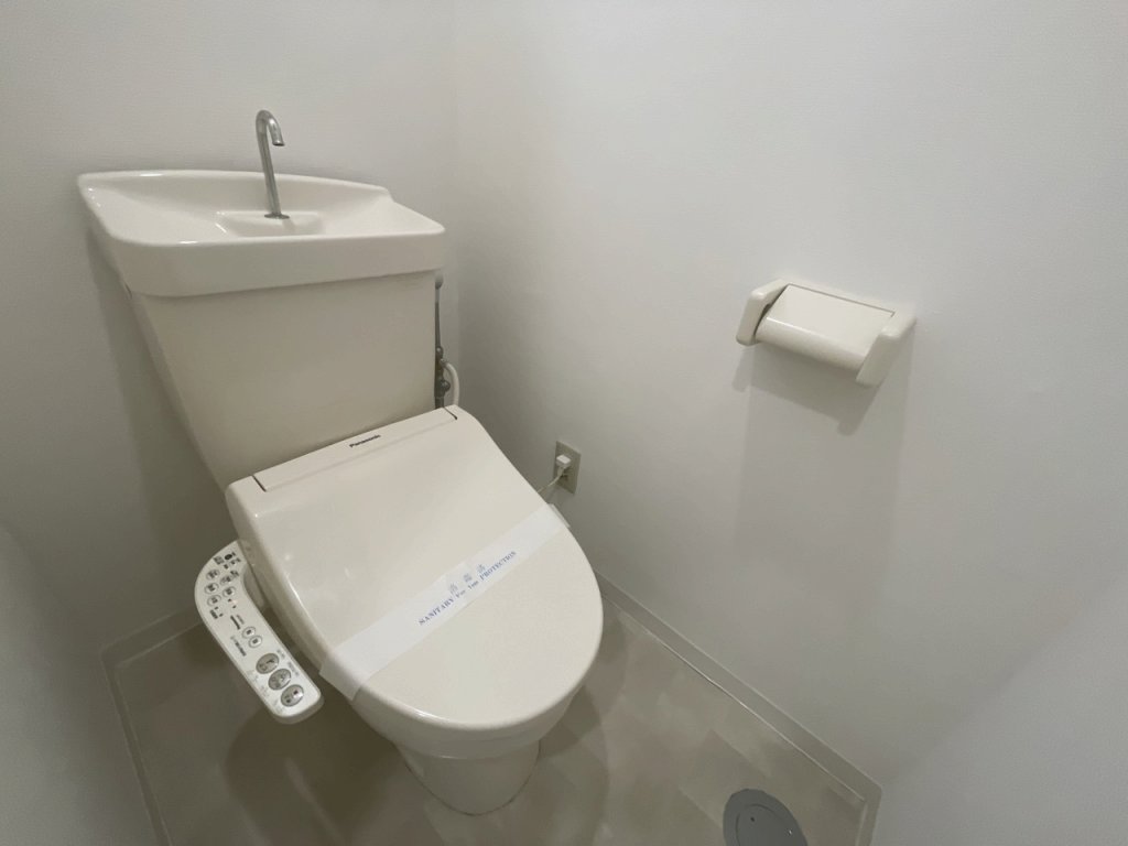 トイレ　別部屋参考写真