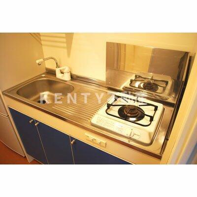 キッチン　コンパクトなキッチンで掃除もラクラク